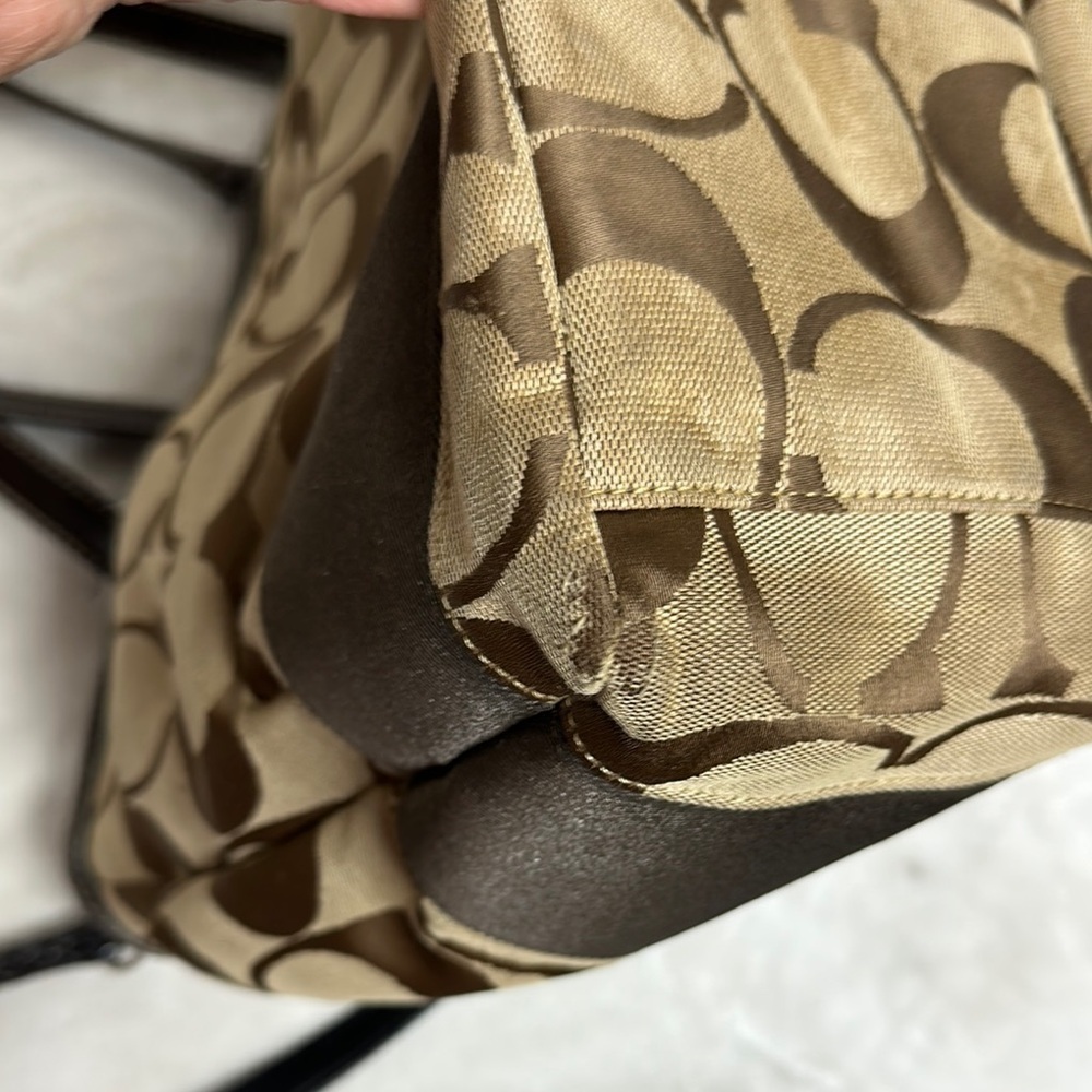 Coach Brown Tote Bag with Signature Design - Picture 7 of 16